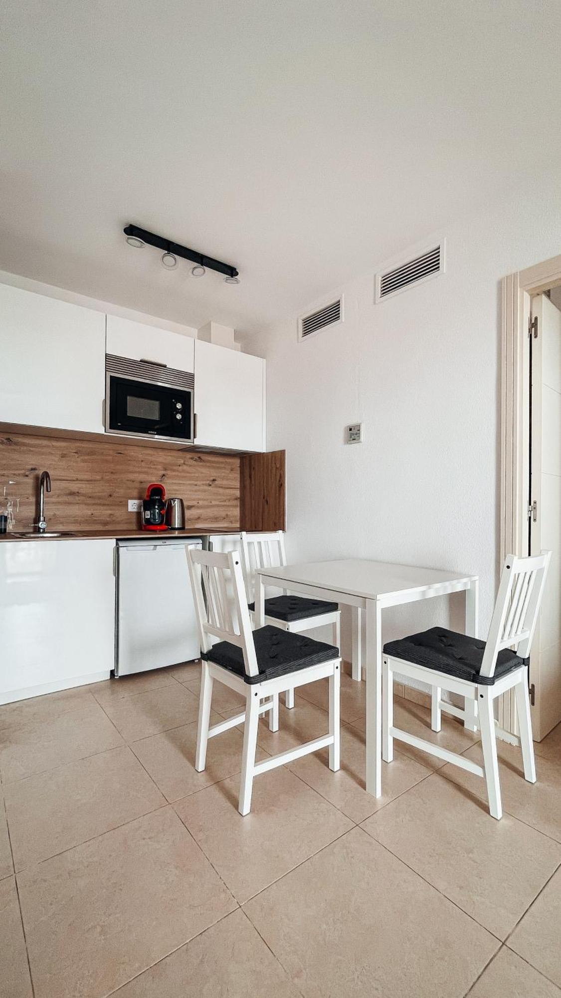 Apartamentos Wayteko Calp Exterior foto